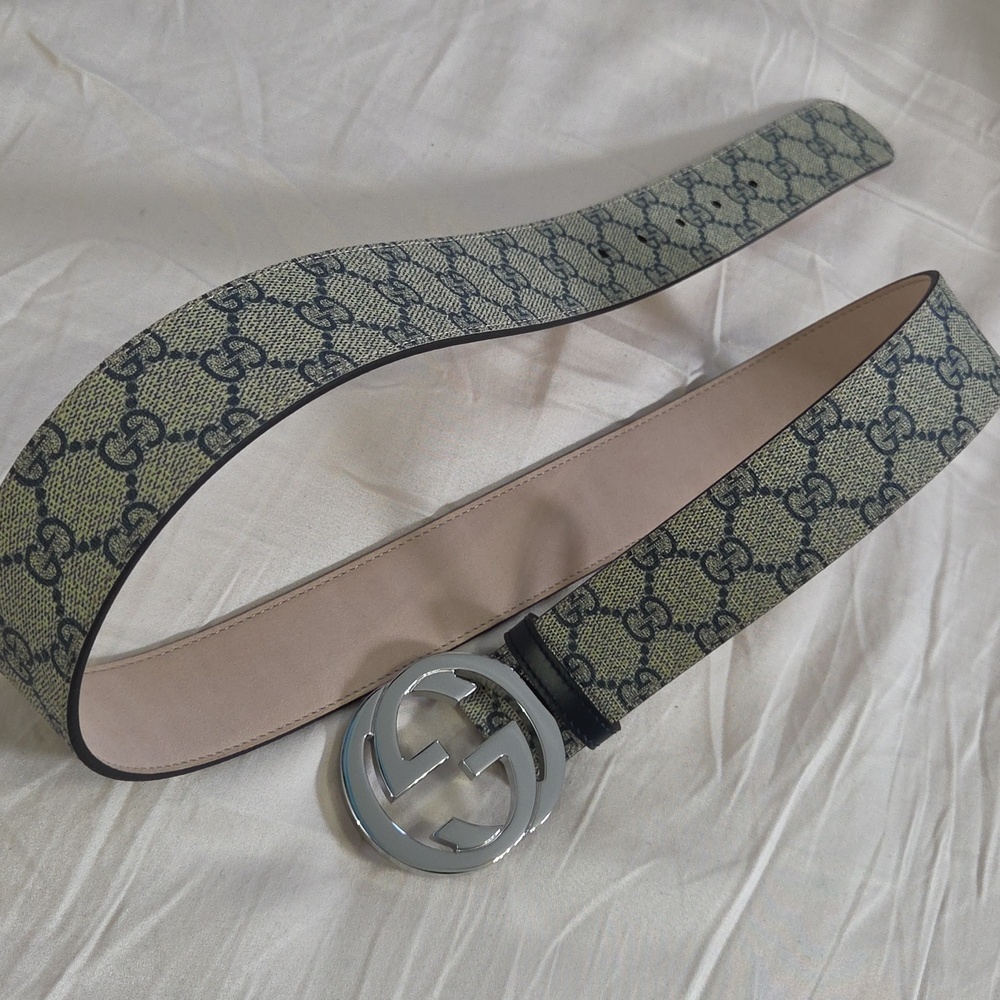 Gucci Blue Beige Monogram Belt with Silver Double G Buckle - Picture 13 of 16